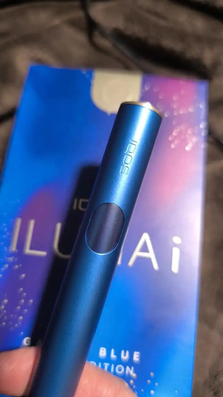 iQOS ILUMA i